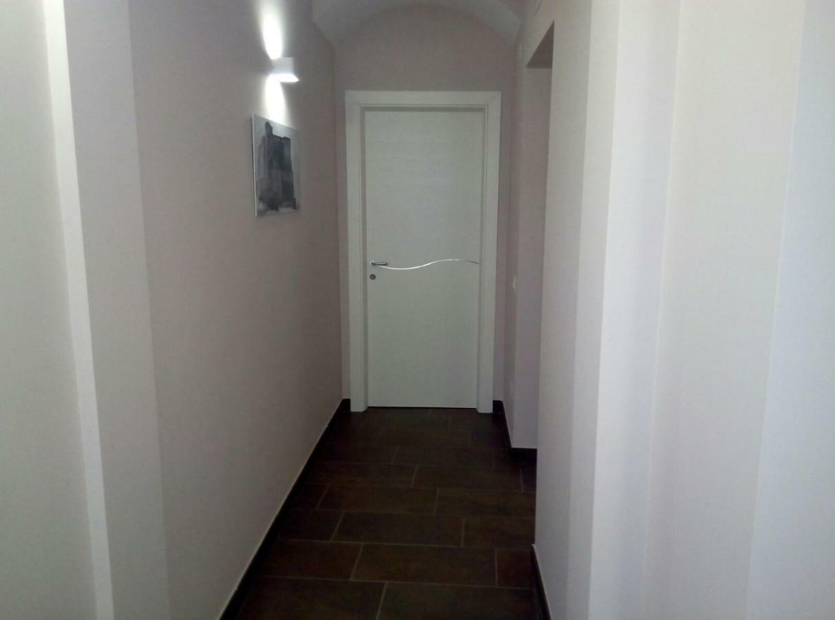 Gradoni Di Chiaia Twenty Three Bed and Breakfast Nápoles Exterior foto